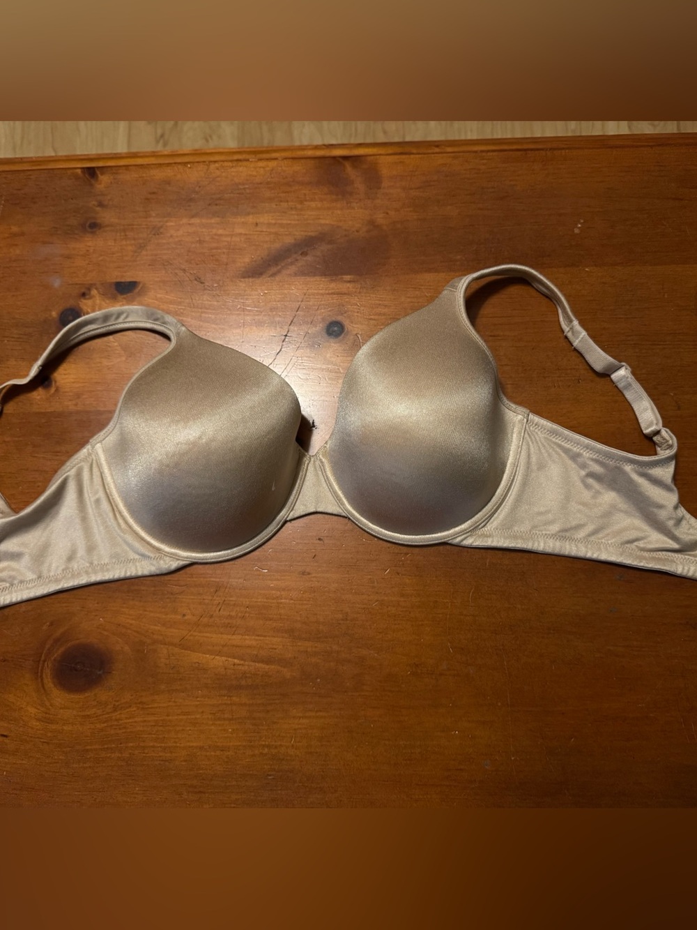 Vanity Fair Sz 36DD Nude Everyday Smooth T-Shirt Bra VGUC 😊😊